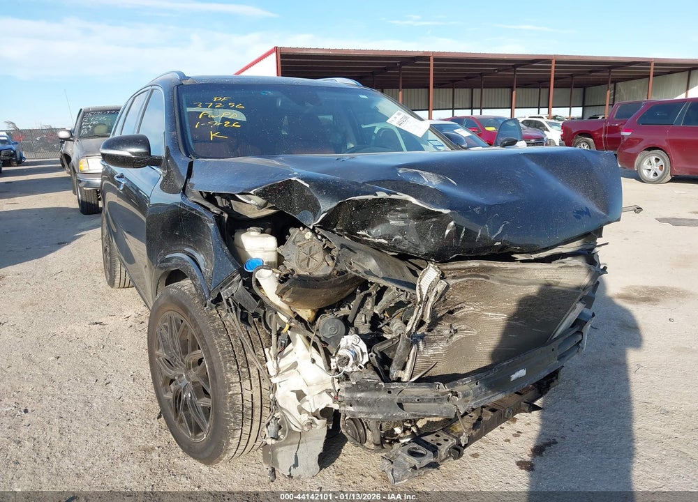 2018 KIA SORENTO 3.3L SX VIN: 5XYPK4A50JG348273