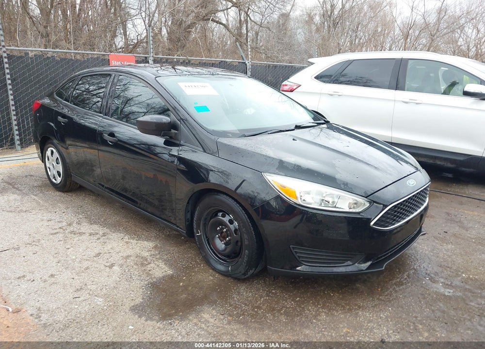 2016 FORD FOCUS S VIN: 1FADP3E23GL258083