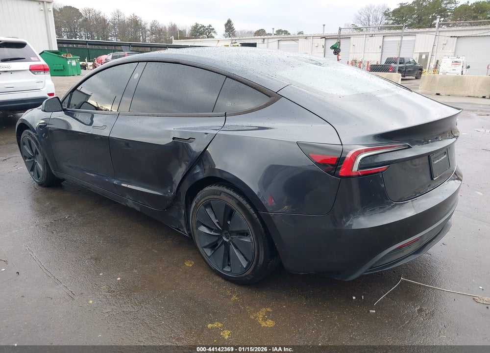 2025 TESLA MODEL 3 LONG RANGE REAR-WHEEL DRIVE/STANDARD REAR-WHEEL DRIVE VIN: 5YJ3E1EA2SF952928