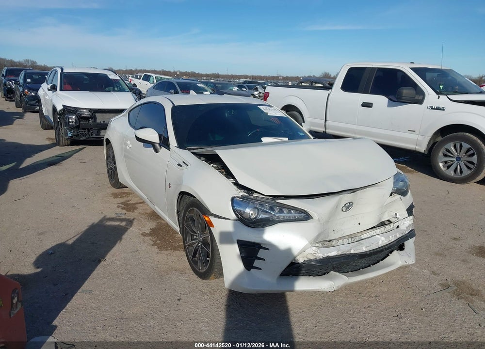 2017 TOYOTA 86 VIN: JF1ZNAA19H9701817