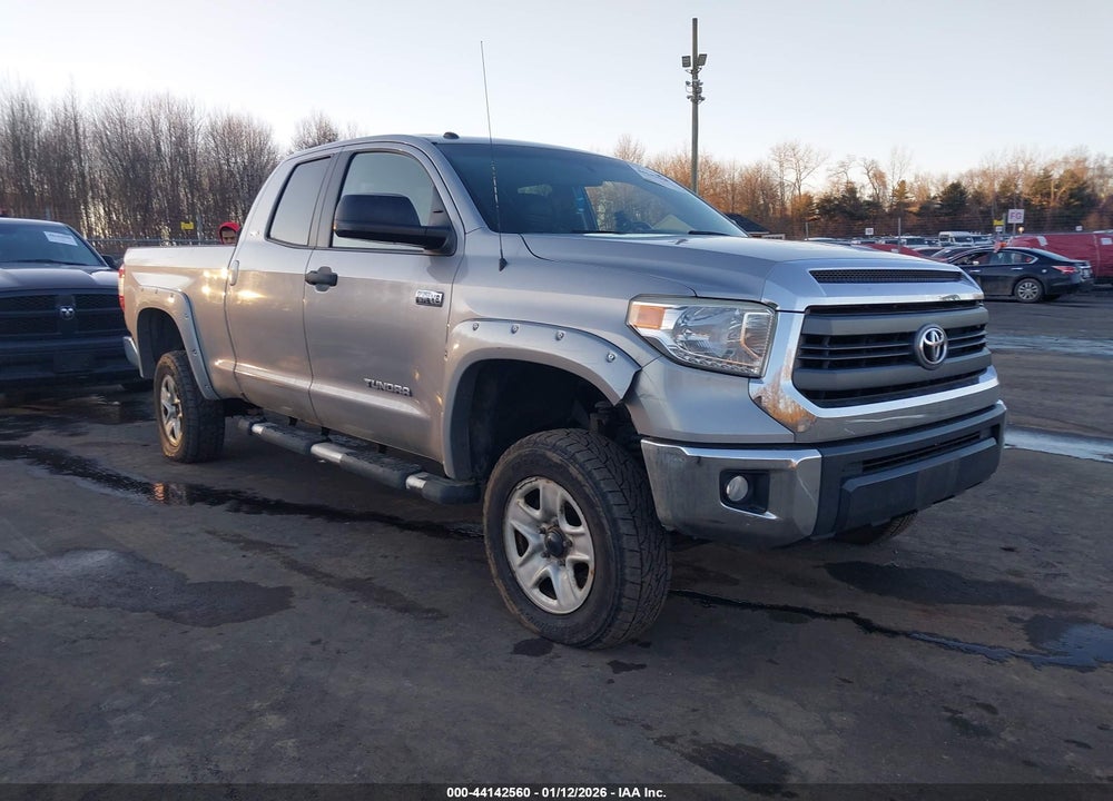 2014 TOYOTA TUNDRA SR5 5.7L V8 VIN: 5TFUY5F15EX375226