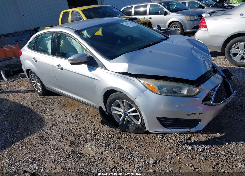 2017 FORD FOCUS SE VIN: 1FADP3F20HL266142