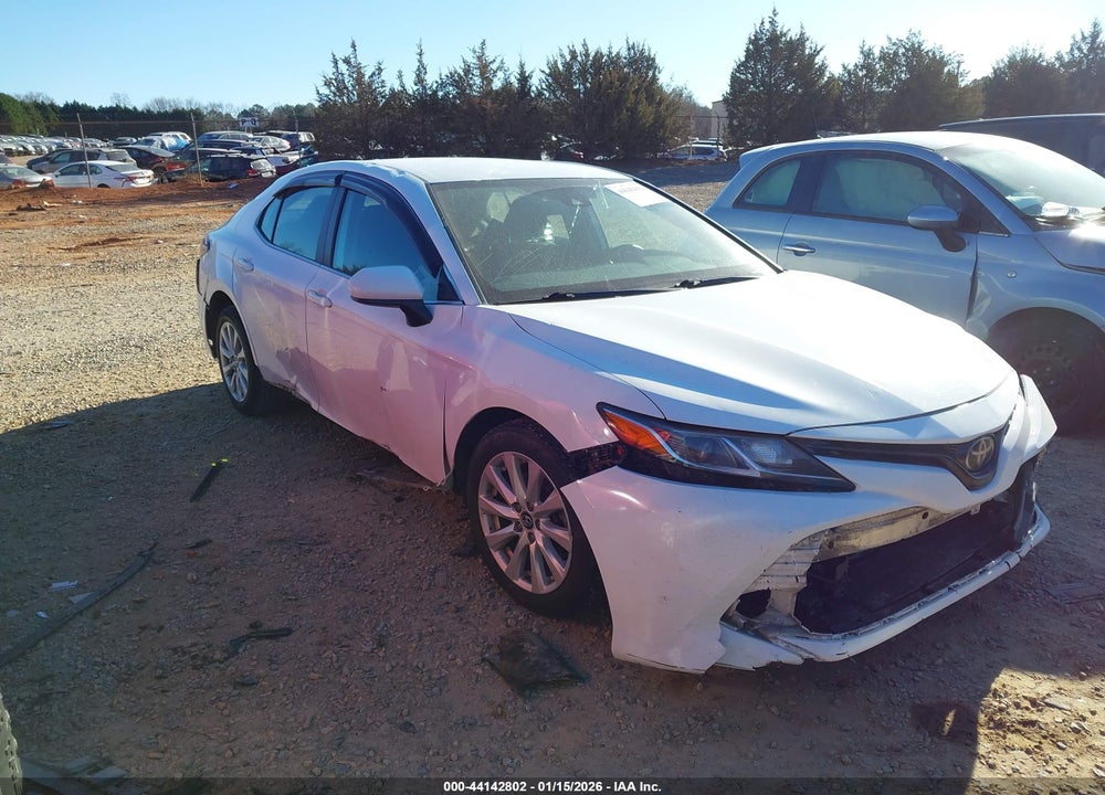 2019 TOYOTA CAMRY LE VIN: 4T1B11HK6KU211406