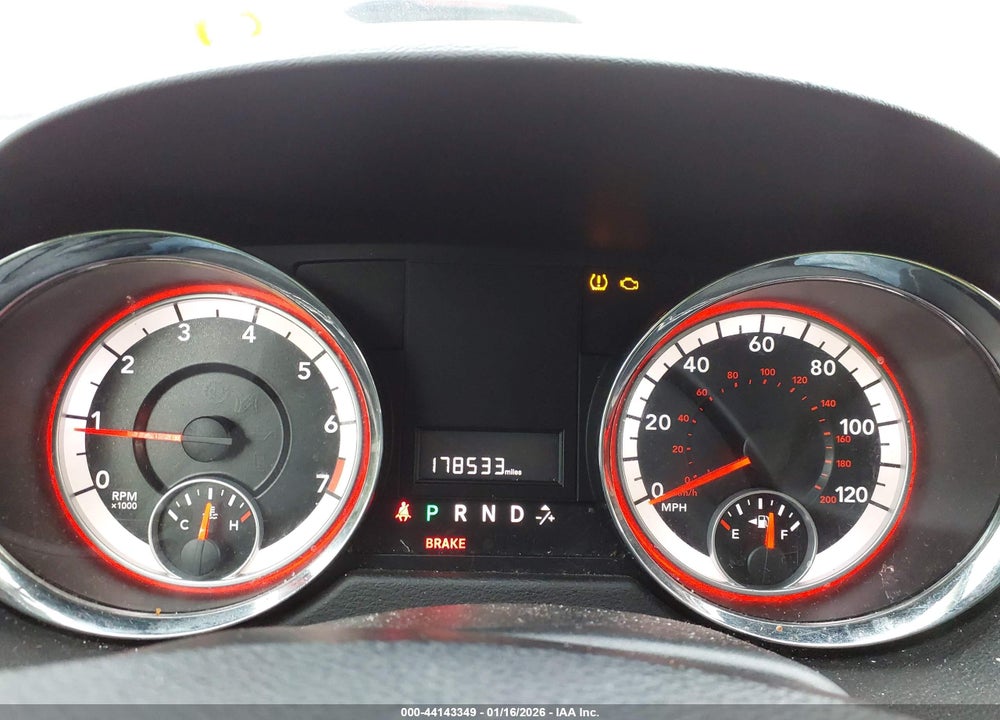 2013 DODGE GRAND CARAVAN SXT VIN: 2C4RDGCG1DR749740