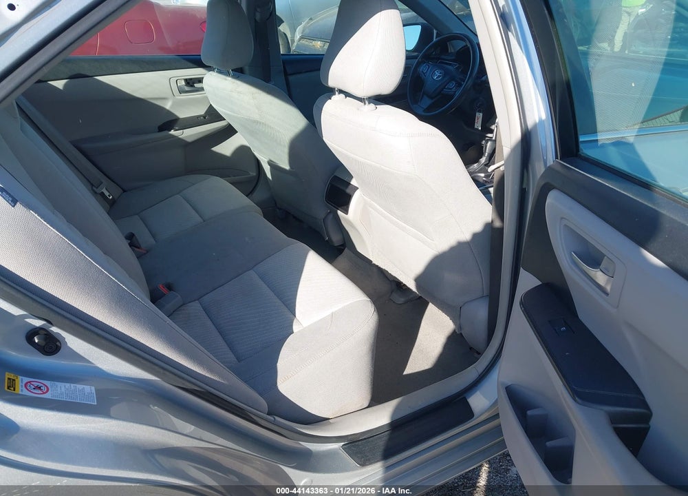 2016 TOYOTA CAMRY LE VIN: 4T4BF1FK9GR537279