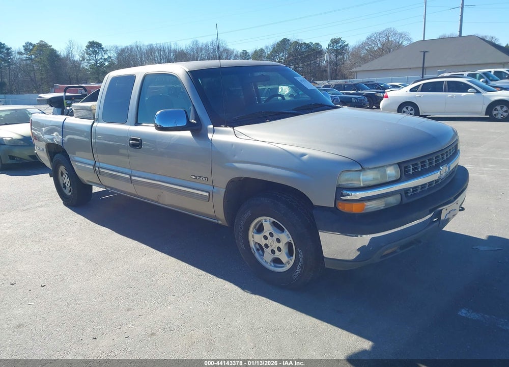 2000 CHEVROLET SILVERADO 1500 LS VIN: 1GCEK19T4YE207167