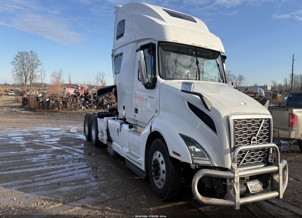 2022 VOLVO VNL VIN: 4V4NC9EH3NN301005