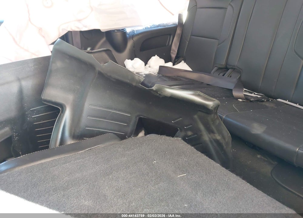 2016 CHEVROLET SUBURBAN LTZ VIN: 1GNSKJKC2GR313063