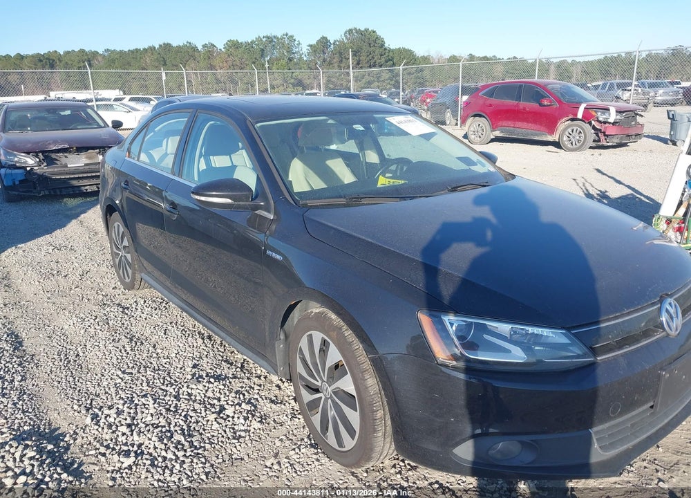 2013 VOLKSWAGEN JETTA HYBRID SEL PREMIUM VIN: 3VW637AJ9DM225972