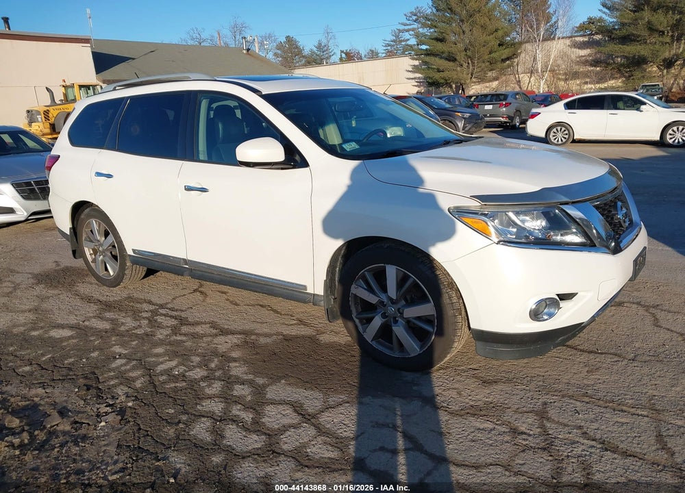 2014 NISSAN PATHFINDER PLATINUM VIN: 5N1AR2MM4EC649658