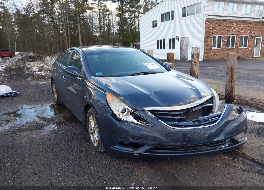 2013 HYUNDAI SONATA GLS VIN: 5NPEB4AC7DH569050