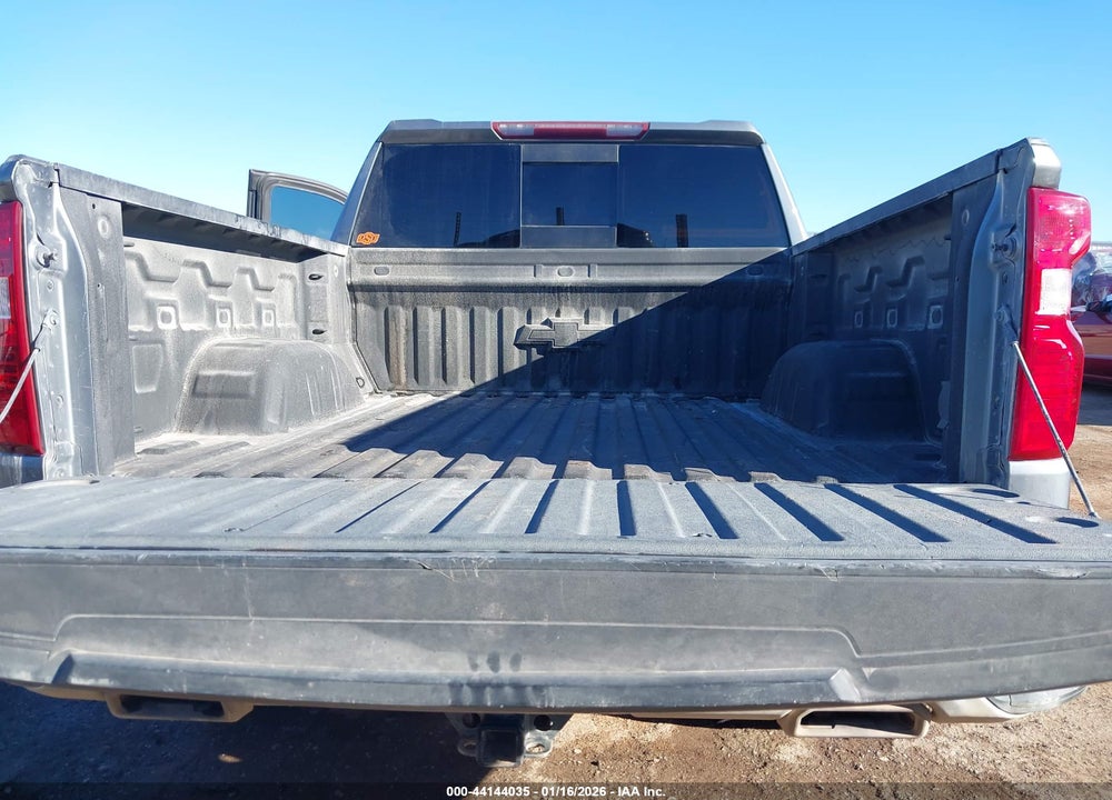 2021 CHEVROLET SILVERADO 1500 4WD  SHORT BED LT VIN: 3GCUYDED2MG190477
