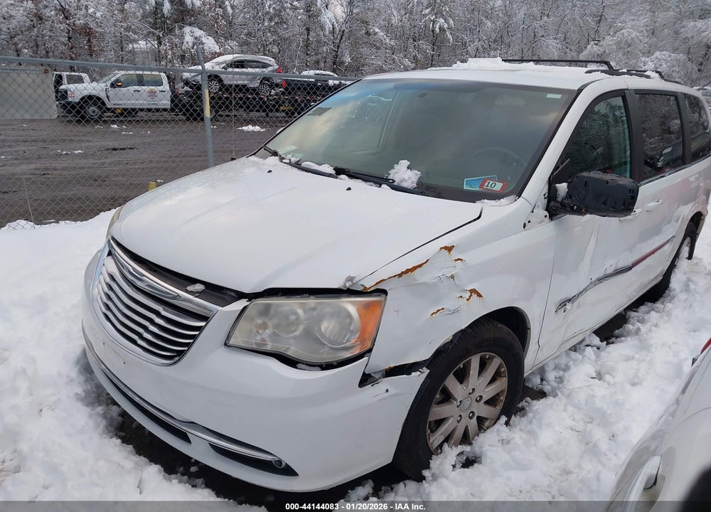 2014 CHRYSLER TOWN & COUNTRY TOURING VIN: 2C4RC1BG2ER131507
