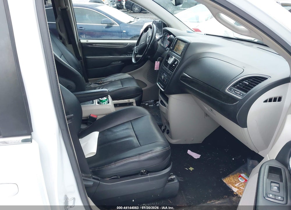 2014 CHRYSLER TOWN & COUNTRY TOURING VIN: 2C4RC1BG2ER131507
