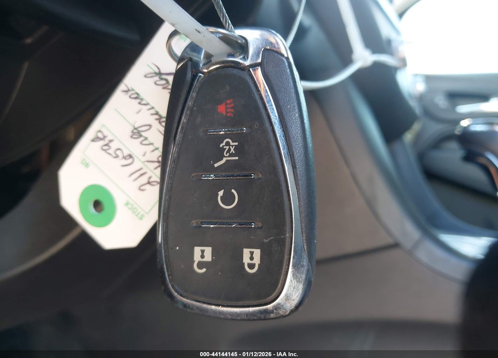 2019 CHEVROLET EQUINOX LT VIN: 2GNAXKEV1K6212309