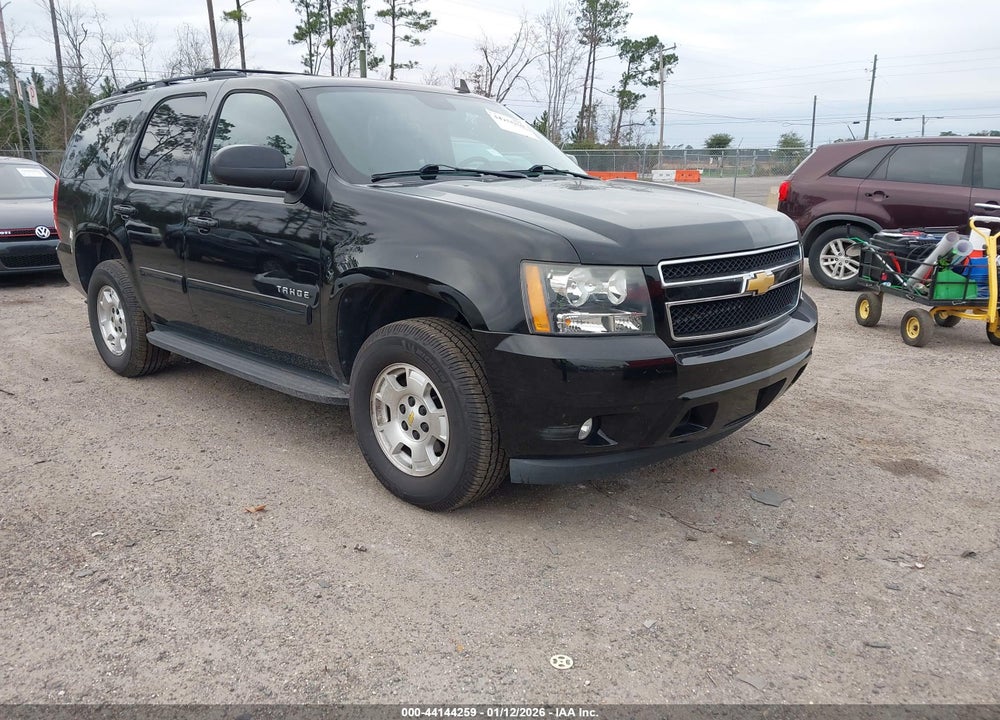 2013 CHEVROLET TAHOE LT VIN: 1GNSCBE0XDR145513