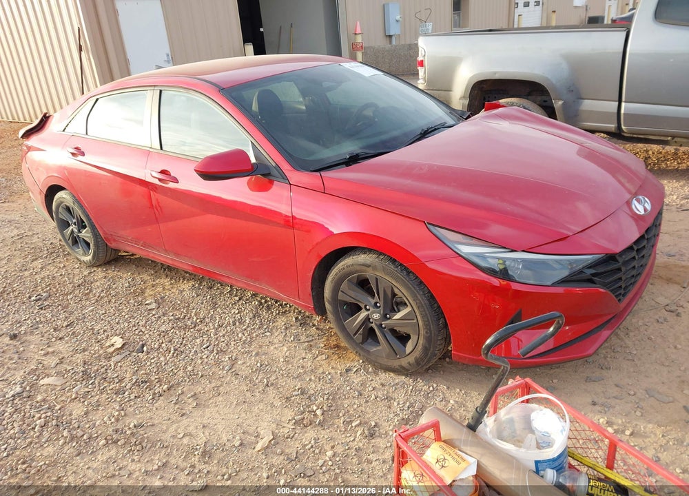 2021 HYUNDAI ELANTRA SEL VIN: 5NPLM4AG8MH046513