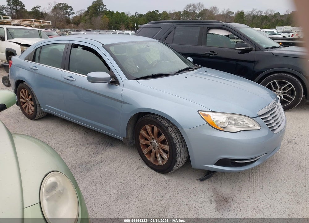 2014 CHRYSLER 200 TOURING VIN: 1C3CCBBB6EN108135