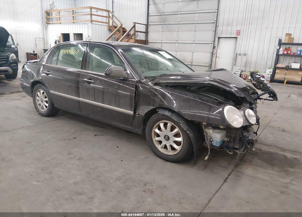 2004 KIA AMANTI VIN: KNALD124645025322