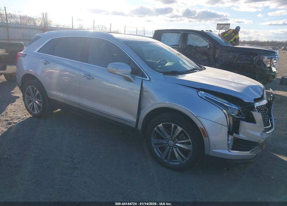 2020 CADILLAC XT5 FWD PREMIUM LUXURY VIN: 1GYKNCR45LZ218379