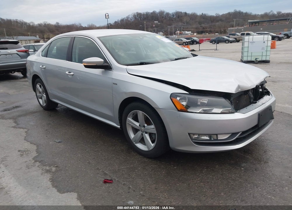 2015 VOLKSWAGEN PASSAT 1.8T LIMITED EDITION VIN: 1VWAT7A30FC096455