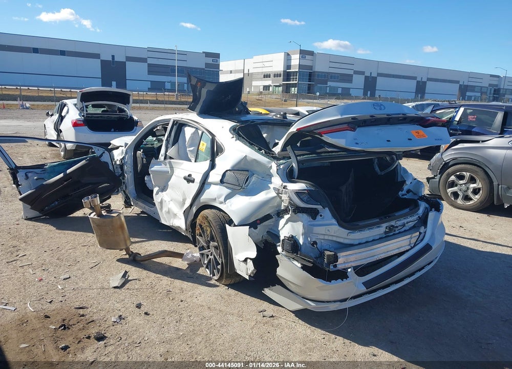 2025 TOYOTA CAMRY XSE VIN: 4T1DAACKXSU194433
