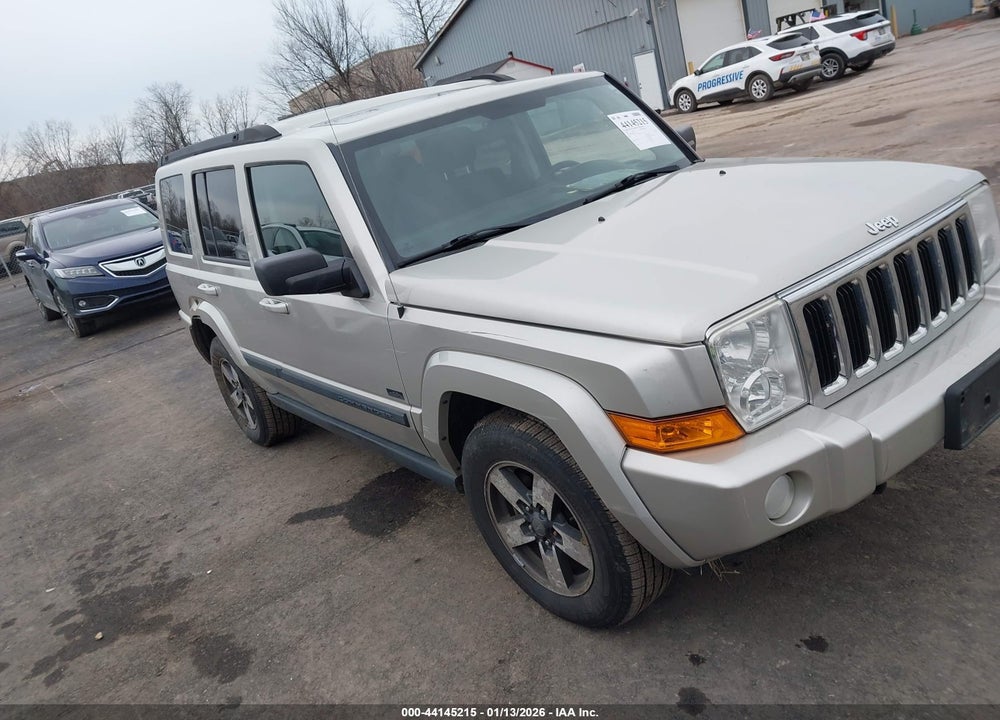2008 JEEP COMMANDER SPORT VIN: 1J8HG48K08C181972