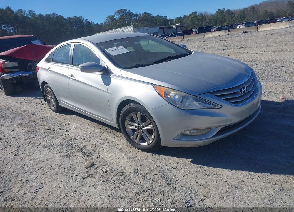 2013 HYUNDAI SONATA GLS VIN: 5NPEB4AC7DH703443