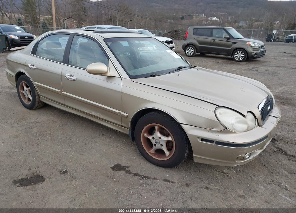 2003 HYUNDAI SONATA VIN: KMHWF25S23A796470