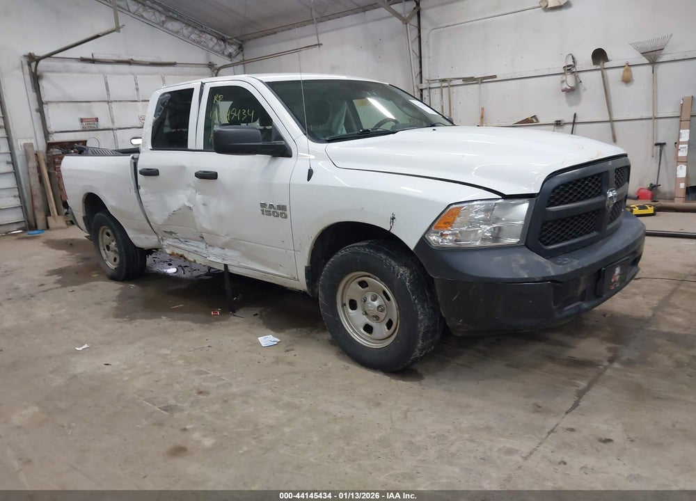 2017 RAM 1500 VIN: 1C6RR7FG3HS671566