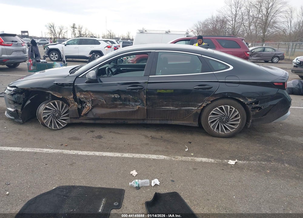 2025 HYUNDAI SONATA HYBRID SEL VIN: KMHL34JJ8SA103789