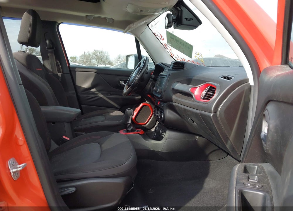 2016 JEEP RENEGADE VIN: ZACCJBCT9GPD58746
