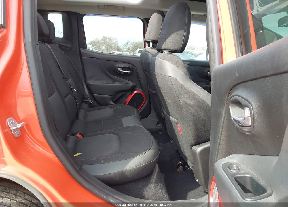 2016 JEEP RENEGADE VIN: ZACCJBCT9GPD58746