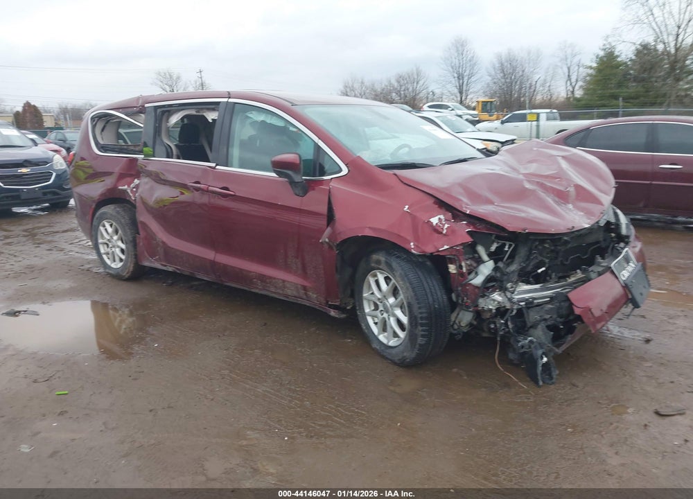 2017 CHRYSLER PACIFICA TOURING VIN: 2C4RC1DG1HR588228