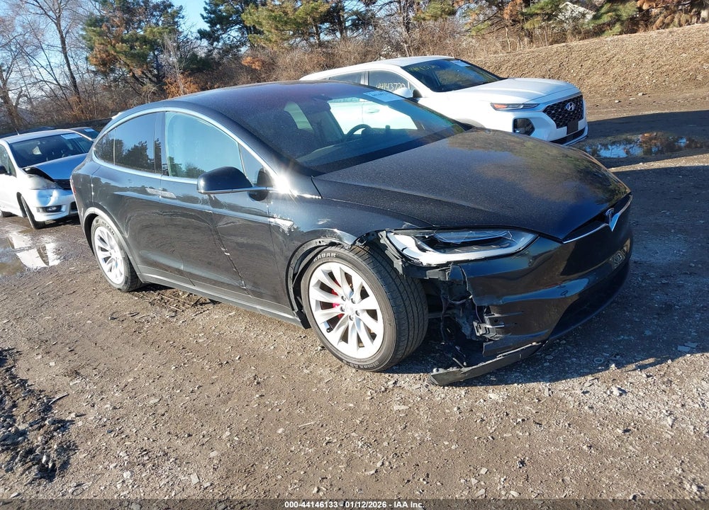 2016 TESLA MODEL X 60D/P100D/P90D VIN: 5YJXCAE46GF000717