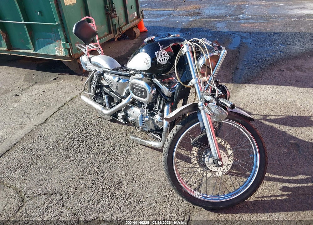 2001 HARLEY-DAVIDSON XL1200 C VIN: 1HD1CGP161K114141