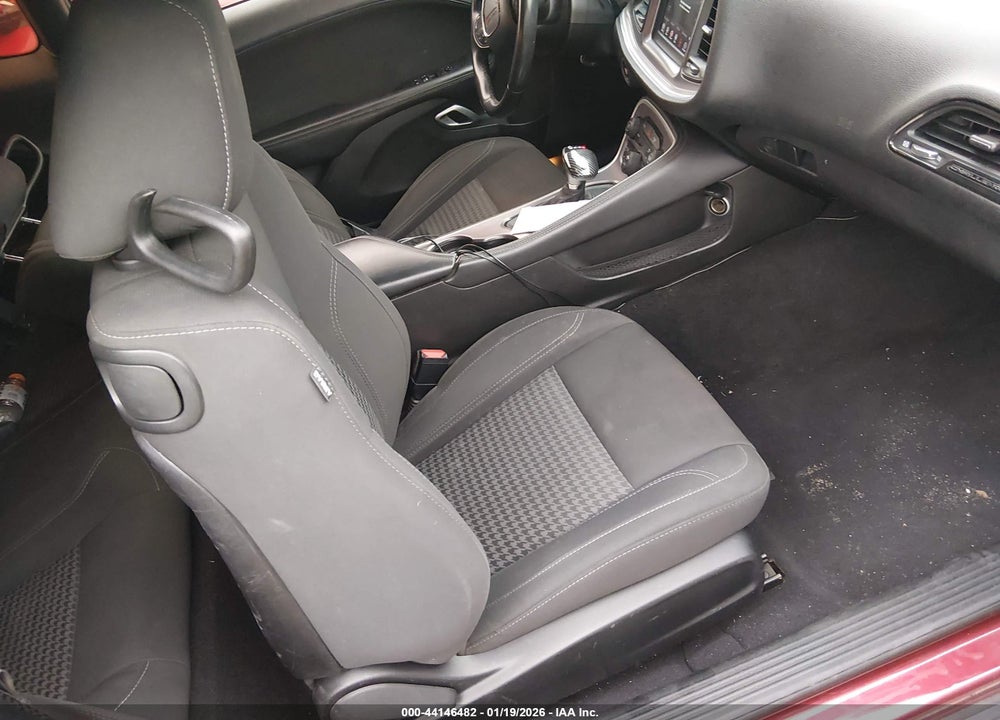 2019 DODGE CHALLENGER SXT VIN: 2C3CDZAG6KH671967