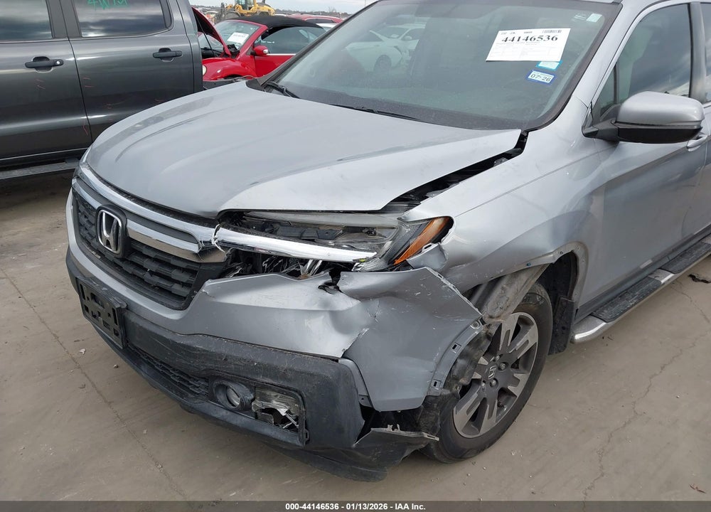 2017 HONDA RIDGELINE RTL-T VIN: 5FPYK2F67HB001106