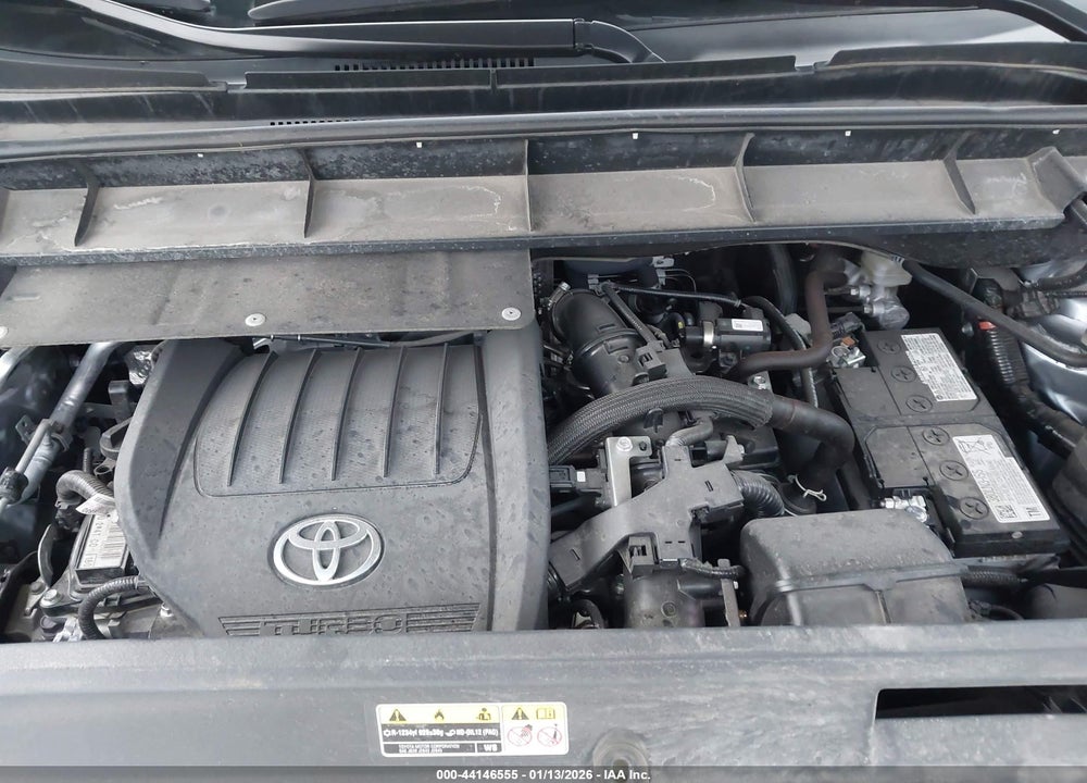 2024 TOYOTA HIGHLANDER LE VIN: 5TDKDRAH8RS530426