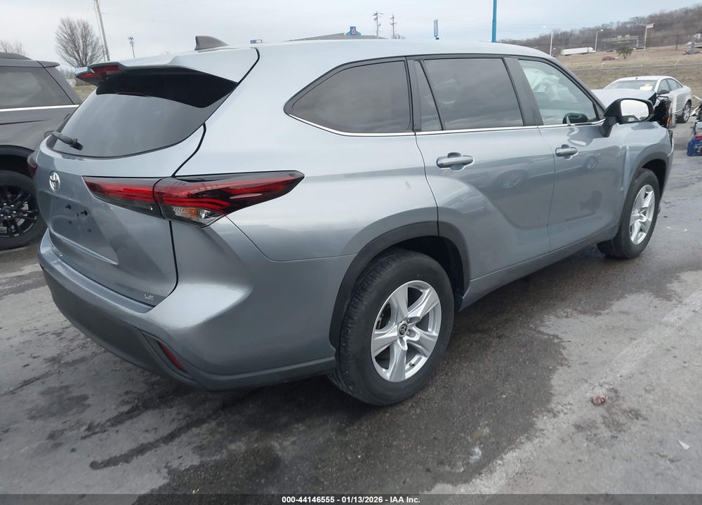 2024 TOYOTA HIGHLANDER LE VIN: 5TDKDRAH8RS530426
