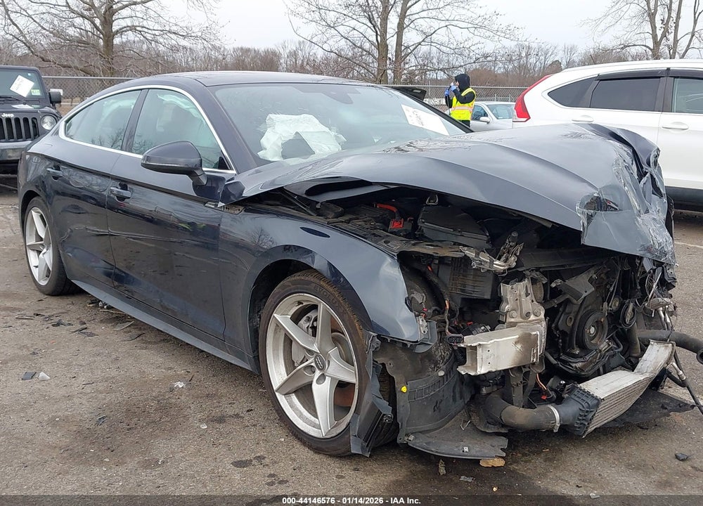 2018 AUDI A5 2.0T PREMIUM VIN: WAUENCF5XJA053695