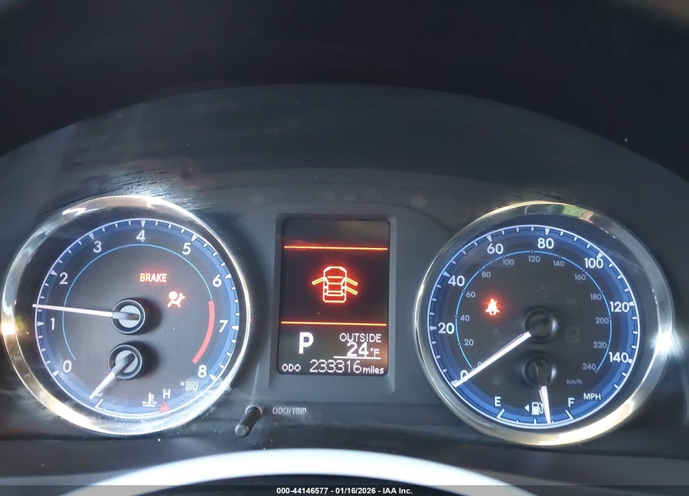 2019 TOYOTA COROLLA LE VIN: 5YFBURHE2KP896845