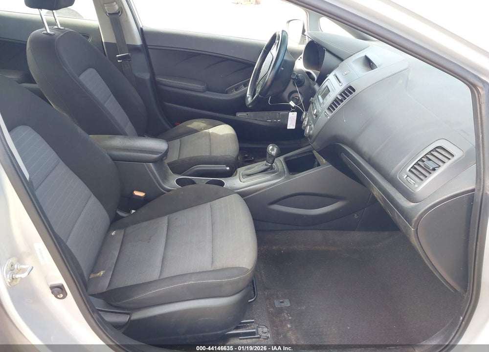 2015 KIA FORTE EX VIN: KNAFX4A80F5344437
