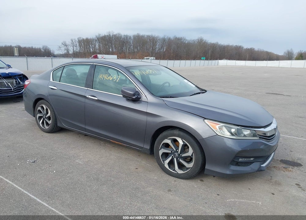 2016 HONDA ACCORD EX-L V-6 VIN: 1HGCR3F86GA002911