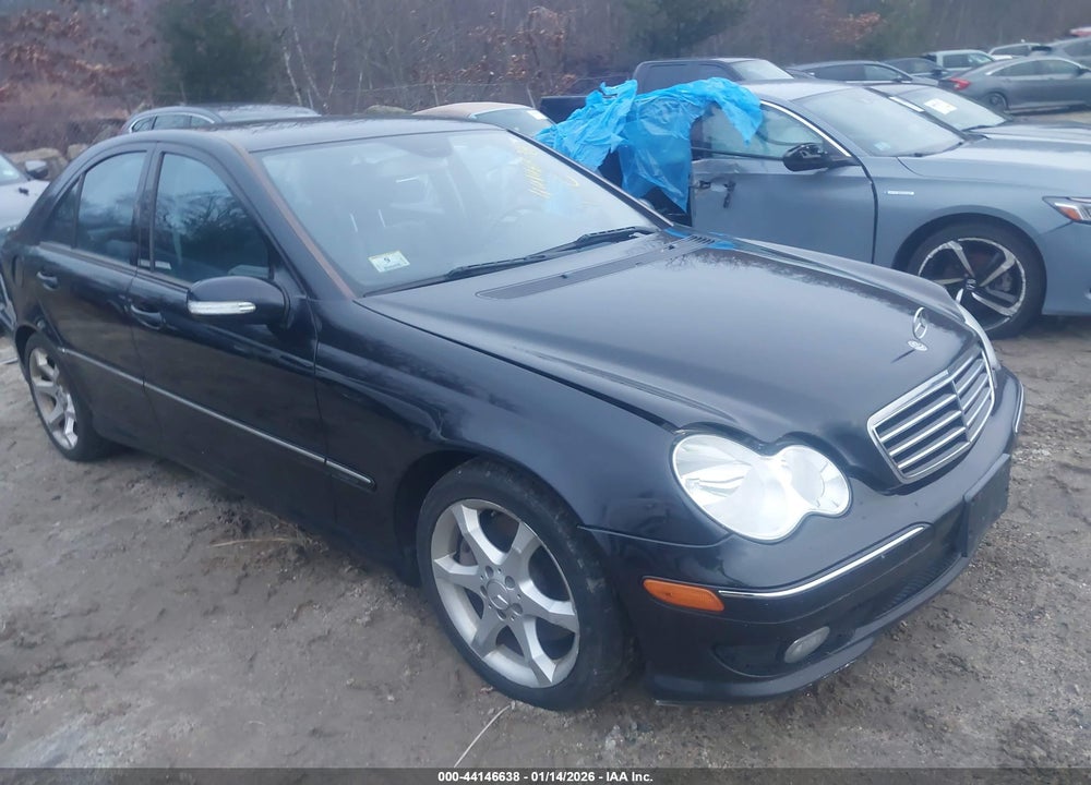 2007 MERCEDES-BENZ C 230 SPORT VIN: WDBRF52H87A947909
