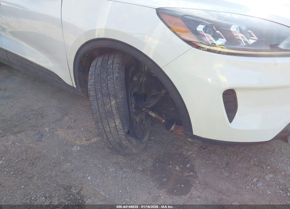 2022 FORD ESCAPE SE VIN: 1FMCU9G66NUA38456