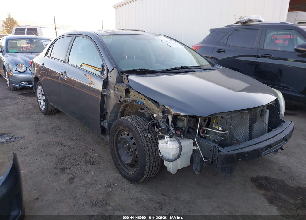 2013 TOYOTA COROLLA LE VIN: 2T1BU4EE4DC932481