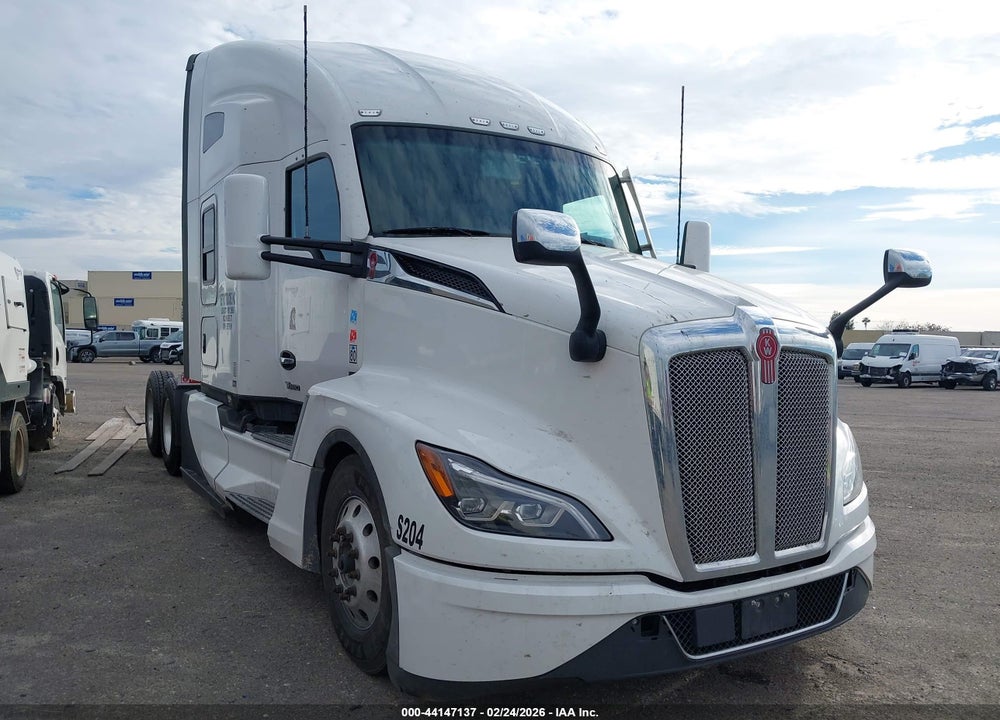 2024 KENWORTH T680 VIN: 1XKYD49X2RJ357691