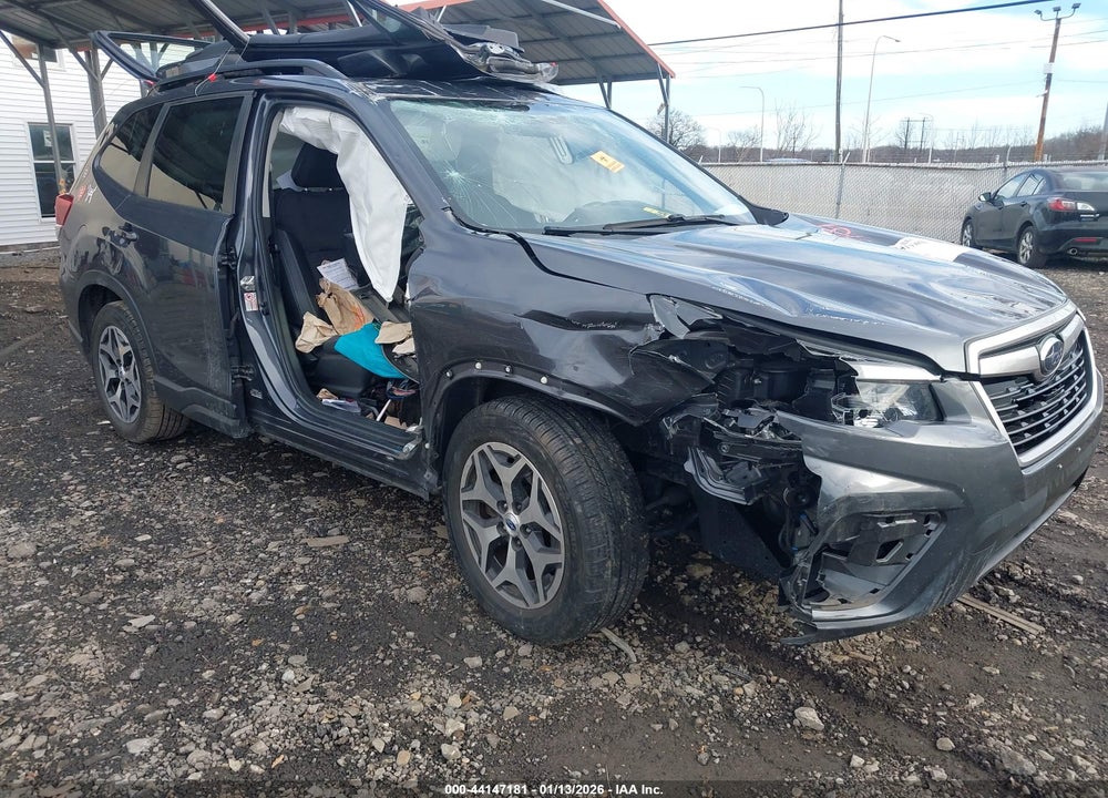 2020 SUBARU FORESTER PREMIUM VIN: JF2SKAGC5LH430655