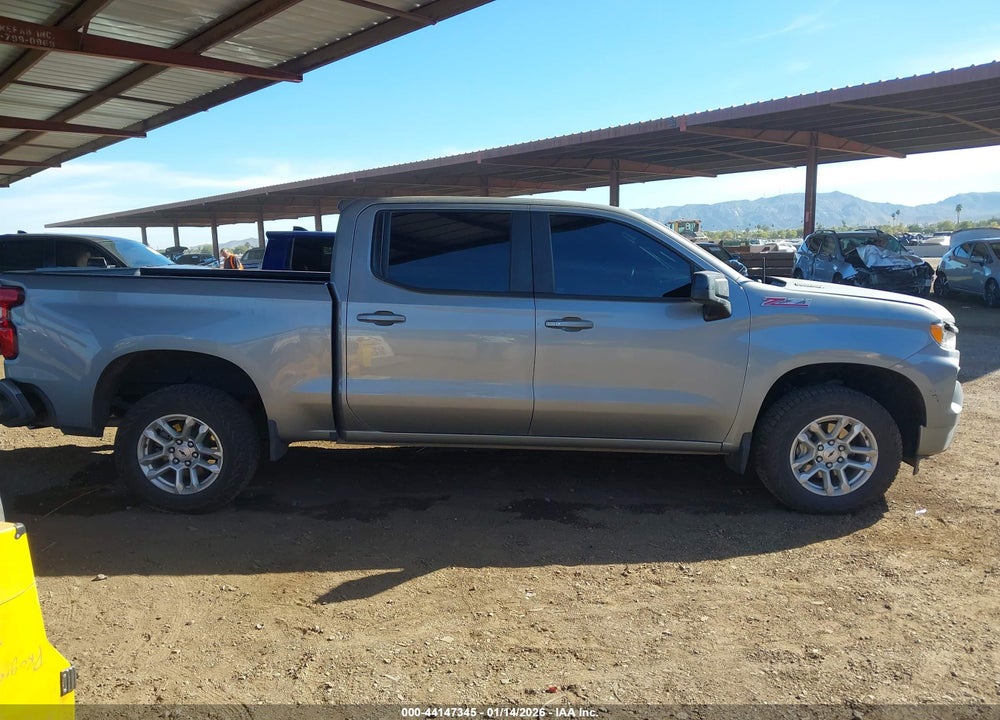 2023 CHEVROLET SILVERADO 1500 4WD  SHORT BED RST VIN: 3GCUDEE86PG140982